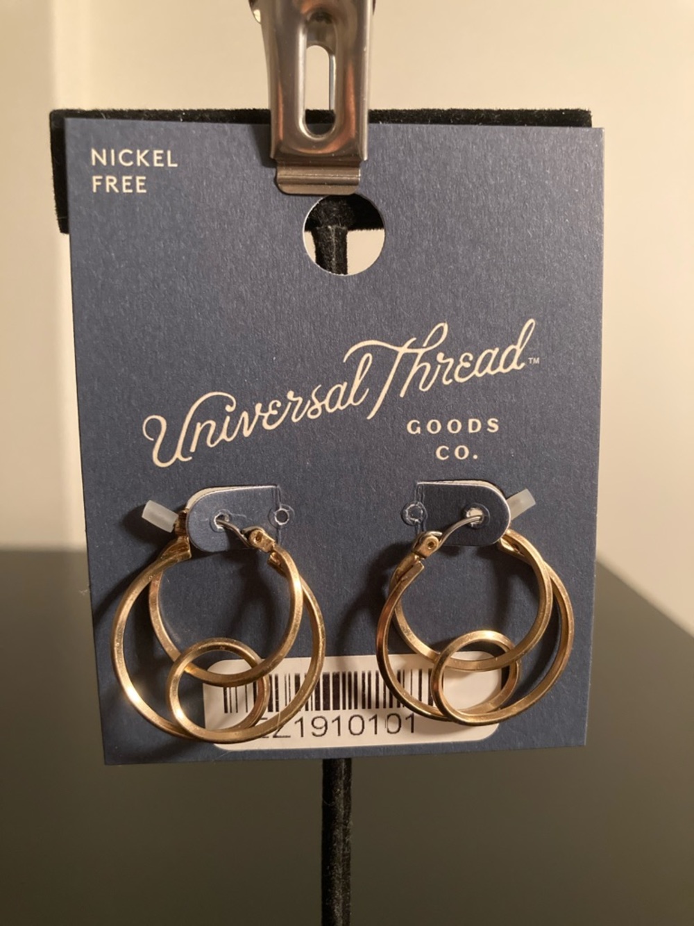 Universal Thread Gold Interlocking Double Hoop Earrings